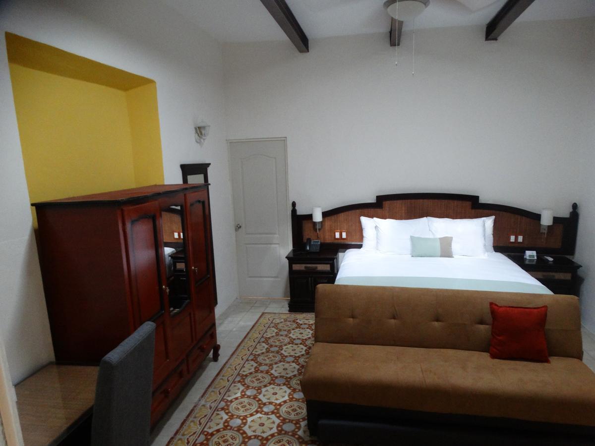 Casa San Juan Bed & Breakfast Merida Exterior photo